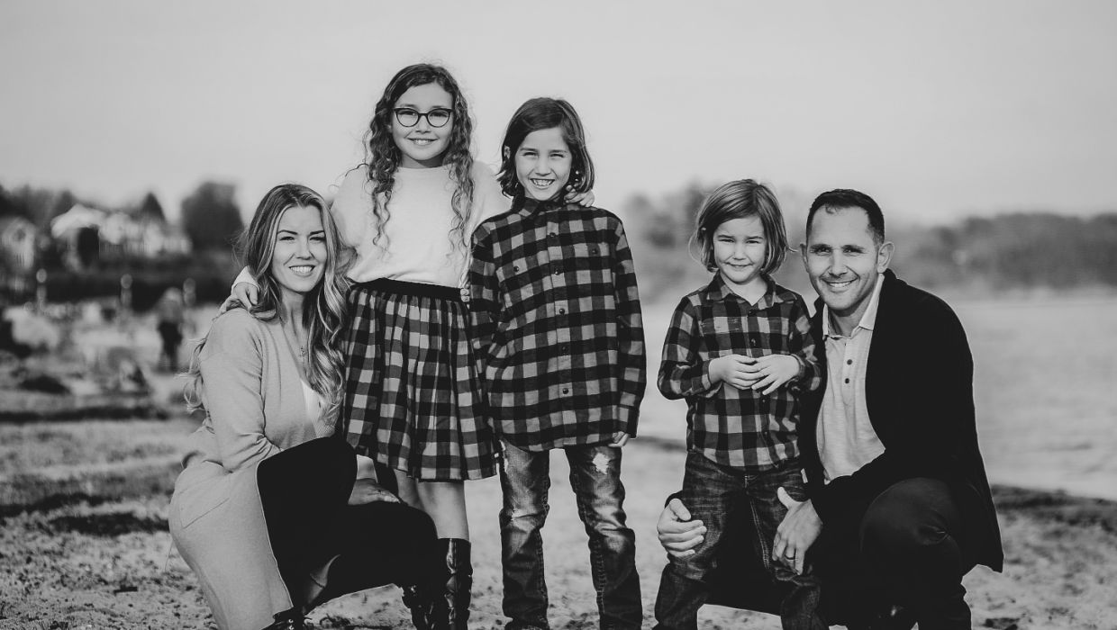 Mavrikos Collective - Family BW 1240x700